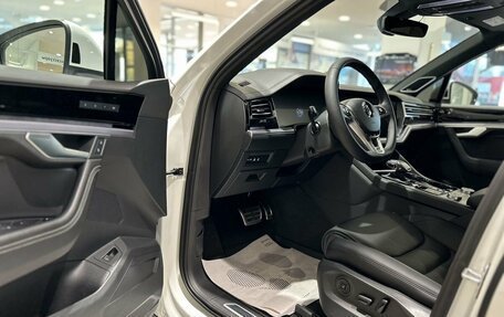 Volkswagen Touareg III, 2018 год, 5 397 000 рублей, 7 фотография