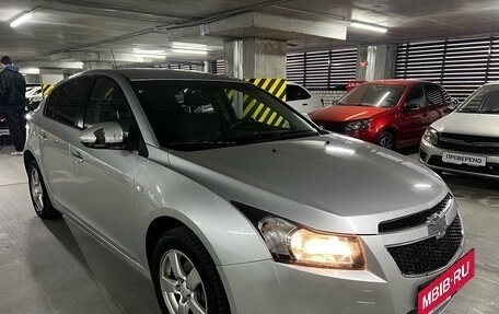 Chevrolet Cruze II, 2012 год, 748 000 рублей, 3 фотография