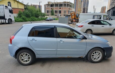 Toyota Corolla, 2004 год, 550 000 рублей, 2 фотография