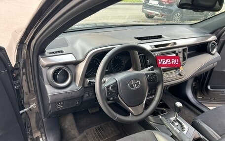 Toyota RAV4, 2016 год, 2 450 000 рублей, 5 фотография