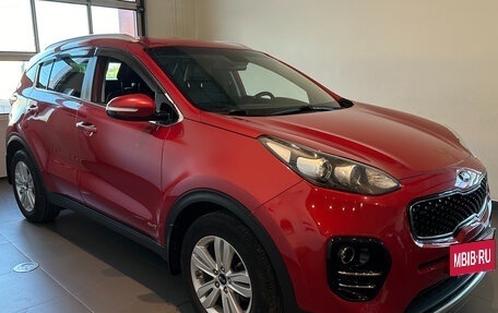 KIA Sportage IV рестайлинг, 2018 год, 2 400 000 рублей, 3 фотография