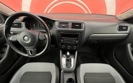 Volkswagen Jetta VI, 2012 год, 1 050 000 рублей, 9 фотография