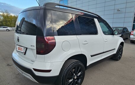 Skoda Yeti I рестайлинг, 2017 год, 2 070 000 рублей, 12 фотография