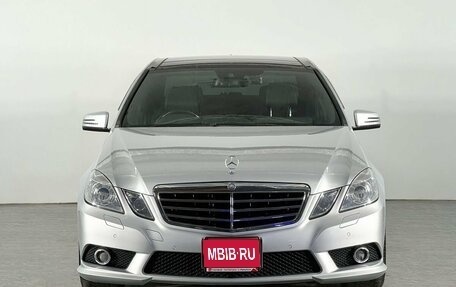 Mercedes-Benz E-Класс, 2010 год, 2 100 000 рублей, 1 фотография