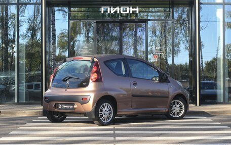 Peugeot 107 I рестайлинг, 2014 год, 650 000 рублей, 3 фотография