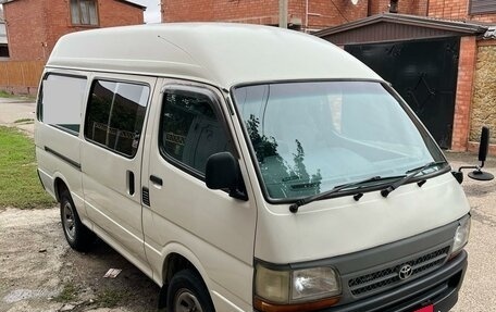 Toyota HiAce H100, 2000 год, 1 100 000 рублей, 1 фотография