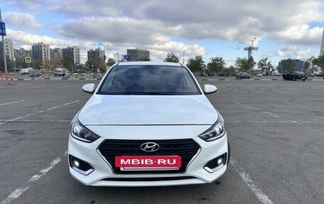 Hyundai Solaris II рестайлинг, 2019 год, 1 275 000 рублей, 2 фотография