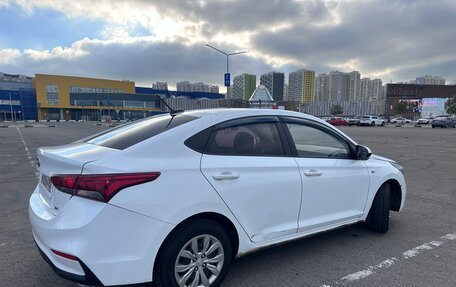 Hyundai Solaris II рестайлинг, 2019 год, 1 275 000 рублей, 7 фотография