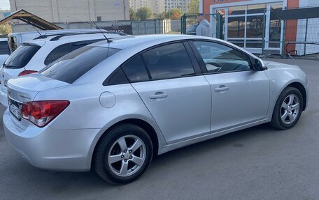 Chevrolet Cruze II, 2012 год, 900 000 рублей, 3 фотография