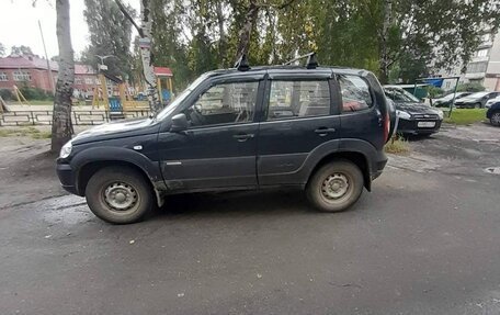 Chevrolet Niva I рестайлинг, 2012 год, 660 000 рублей, 5 фотография