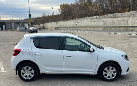 Renault Sandero II рестайлинг, 2018 год, 1 242 000 рублей, 4 фотография