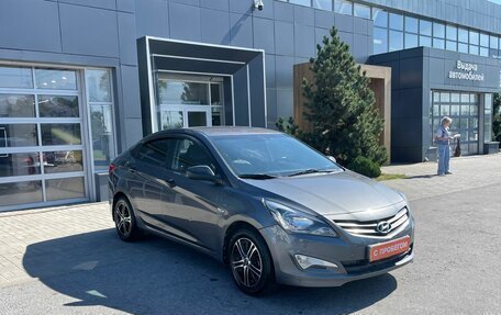 Hyundai Solaris II рестайлинг, 2014 год, 1 000 000 рублей, 5 фотография