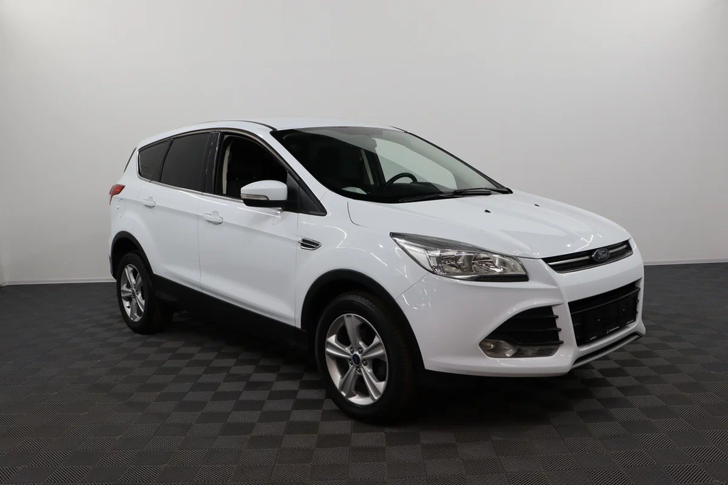 Ford Kuga II, 2016 год, 1 490 000 рублей, 2 фотография