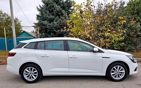 Renault Megane IV, 2018 год, 1 750 000 рублей, 5 фотография