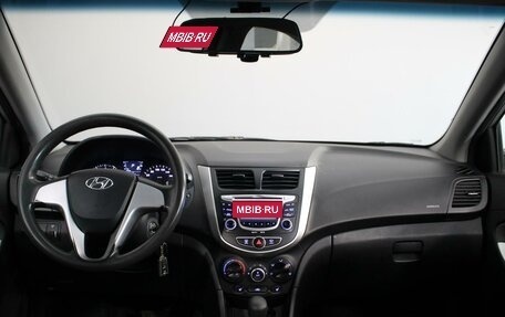 Hyundai Solaris II рестайлинг, 2012 год, 570 000 рублей, 9 фотография