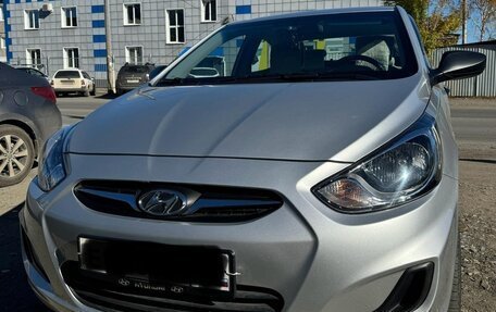 Hyundai Solaris II рестайлинг, 2014 год, 1 150 000 рублей, 15 фотография