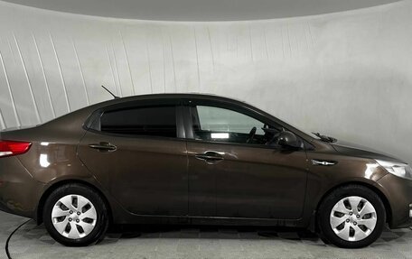 KIA Rio III рестайлинг, 2016 год, 990 000 рублей, 4 фотография