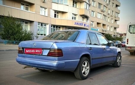 Mercedes-Benz E-Класс, 1992 год, 280 000 рублей, 3 фотография