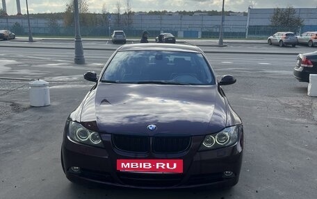 BMW 3 серия, 2007 год, 1 100 000 рублей, 13 фотография