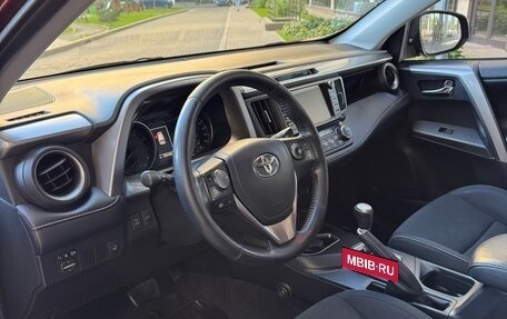 Toyota RAV4, 2018 год, 2 450 000 рублей, 9 фотография