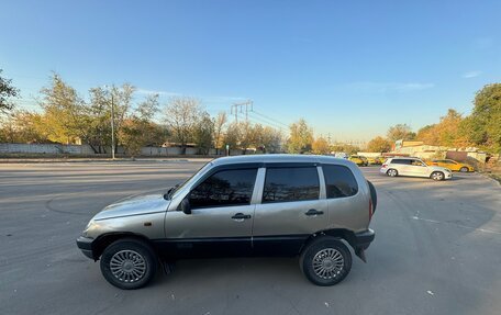 Chevrolet Niva I рестайлинг, 2006 год, 295 000 рублей, 2 фотография