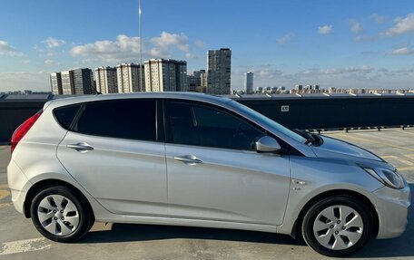 Hyundai Solaris II рестайлинг, 2013 год, 759 000 рублей, 4 фотография