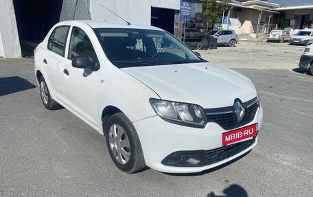 Renault Logan II, 2018 год, 580 000 рублей, 10 фотография