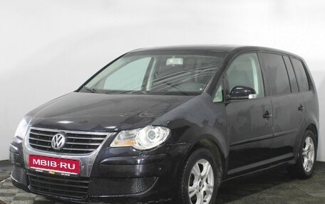 Volkswagen Touran III, 2007 год, 430 000 рублей, 1 фотография