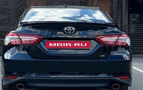 Toyota Camry, 2018 год, 3 499 000 рублей, 6 фотография