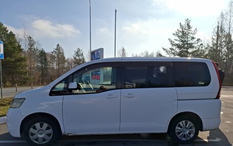 Nissan Serena III, 2007 год, 900 000 рублей, 11 фотография