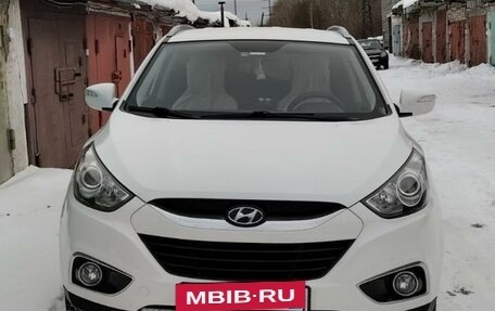 Hyundai ix35 I рестайлинг, 2012 год, 1 580 000 рублей, 2 фотография