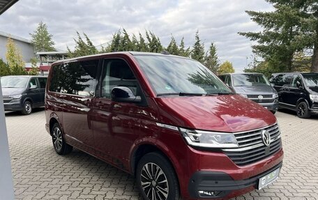 Volkswagen Caravelle T6 рестайлинг, 2022 год, 7 956 000 рублей, 3 фотография