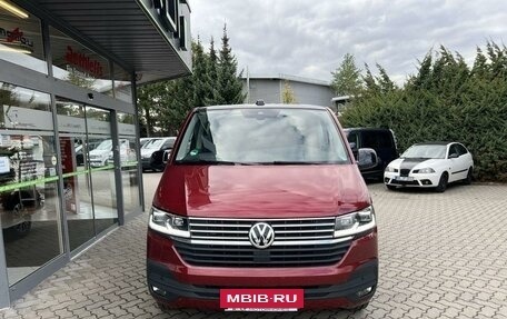 Volkswagen Caravelle T6 рестайлинг, 2022 год, 7 956 000 рублей, 2 фотография