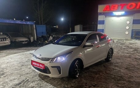 KIA Rio IV, 2018 год, 1 550 000 рублей, 2 фотография