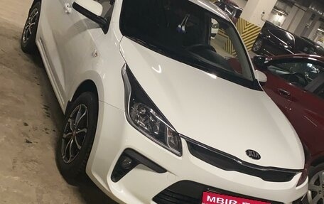 KIA Rio IV, 2018 год, 1 550 000 рублей, 14 фотография