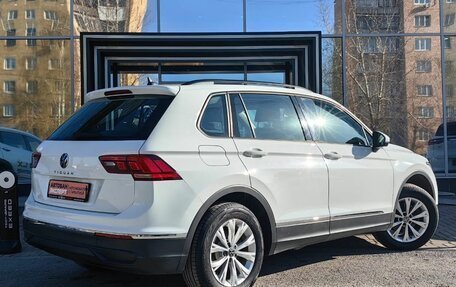 Volkswagen Tiguan II, 2021 год, 2 919 000 рублей, 6 фотография