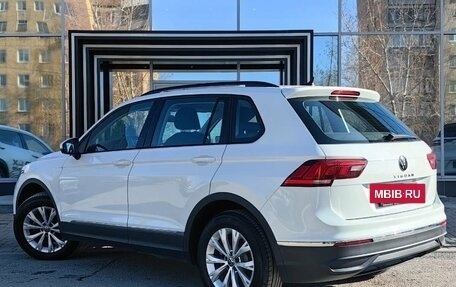 Volkswagen Tiguan II, 2021 год, 2 919 000 рублей, 4 фотография