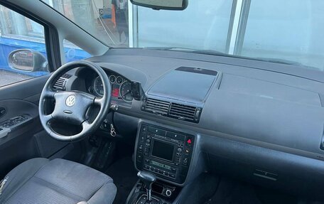 Volkswagen Sharan I рестайлинг, 2005 год, 750 000 рублей, 12 фотография