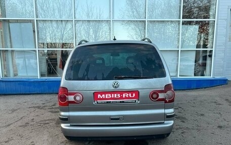 Volkswagen Sharan I рестайлинг, 2005 год, 750 000 рублей, 4 фотография