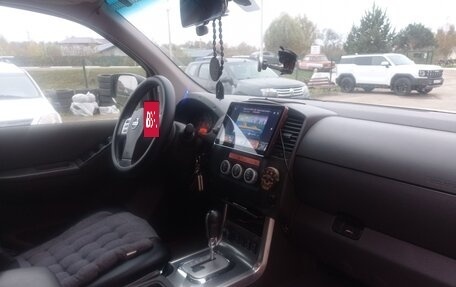 Nissan Navara (Frontier), 2011 год, 2 200 000 рублей, 4 фотография