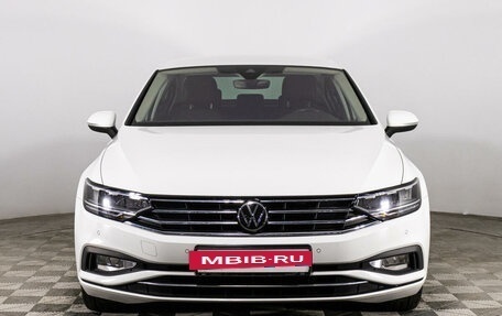 Volkswagen Passat B8 рестайлинг, 2021 год, 3 199 000 рублей, 2 фотография