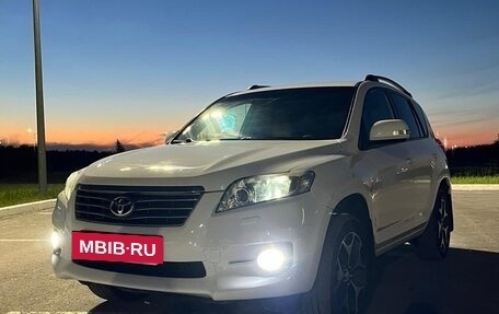 Toyota RAV4, 2012 год, 1 650 000 рублей, 5 фотография