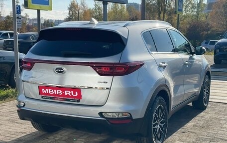 KIA Sportage IV рестайлинг, 2021 год, 2 390 000 рублей, 6 фотография