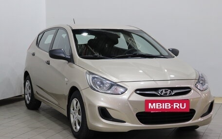 Hyundai Solaris II рестайлинг, 2014 год, 1 050 000 рублей, 3 фотография