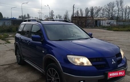 Mitsubishi Outlander III рестайлинг 3, 2004 год, 720 000 рублей, 8 фотография