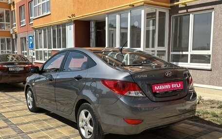 Hyundai Solaris II рестайлинг, 2013 год, 869 000 рублей, 5 фотография