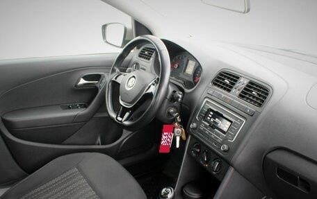 Volkswagen Polo VI (EU Market), 2015 год, 990 000 рублей, 12 фотография