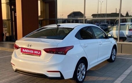 Hyundai Solaris II рестайлинг, 2018 год, 1 370 000 рублей, 8 фотография