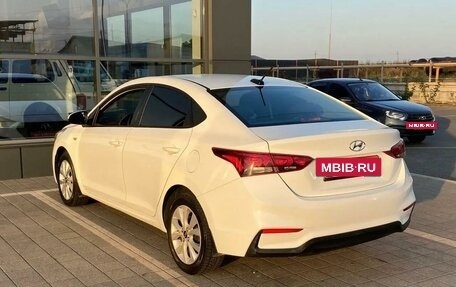 Hyundai Solaris II рестайлинг, 2018 год, 1 370 000 рублей, 6 фотография