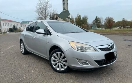 Opel Astra J, 2012 год, 540 000 рублей, 1 фотография